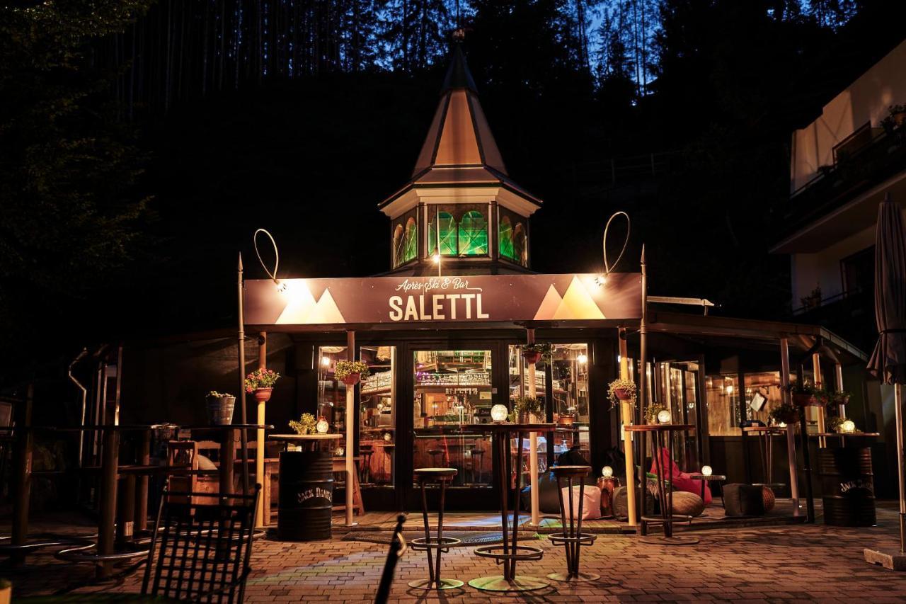 B&B Berglift Direkt An Der Talstation Bad Hofgastein Exterior photo